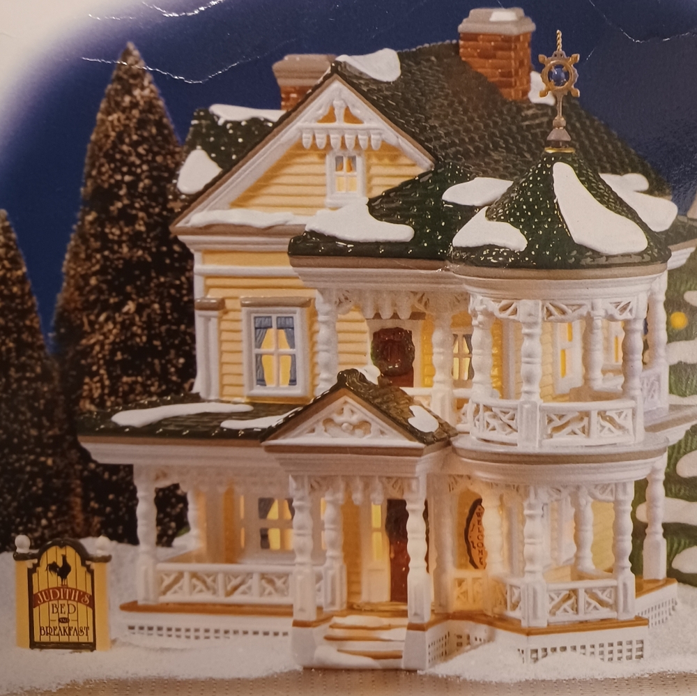 Dept 56 Carpenter Gothic Bed & Breakfast American Architecture The Snow Village